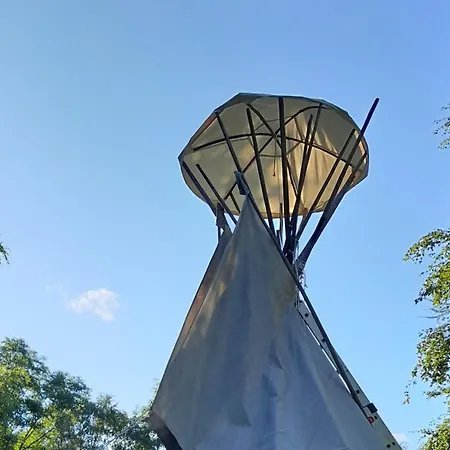 Guest House Sneznik בית כפרי *