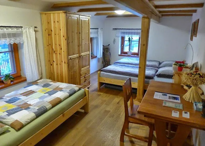 Guest House Sneznik Hétvégi ház