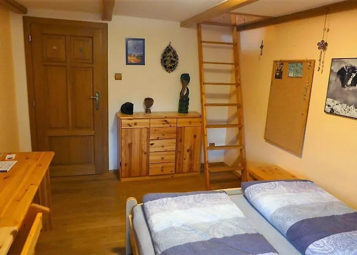 Guest House Sneznik Hétvégi ház